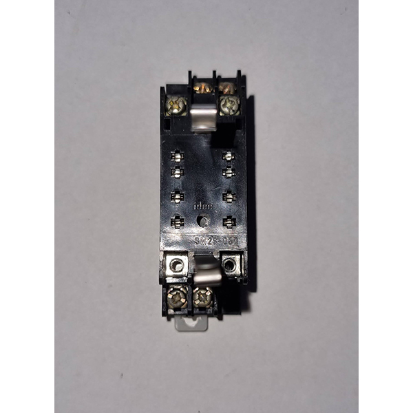 Nutek IDEC SM2S-050 relay socket